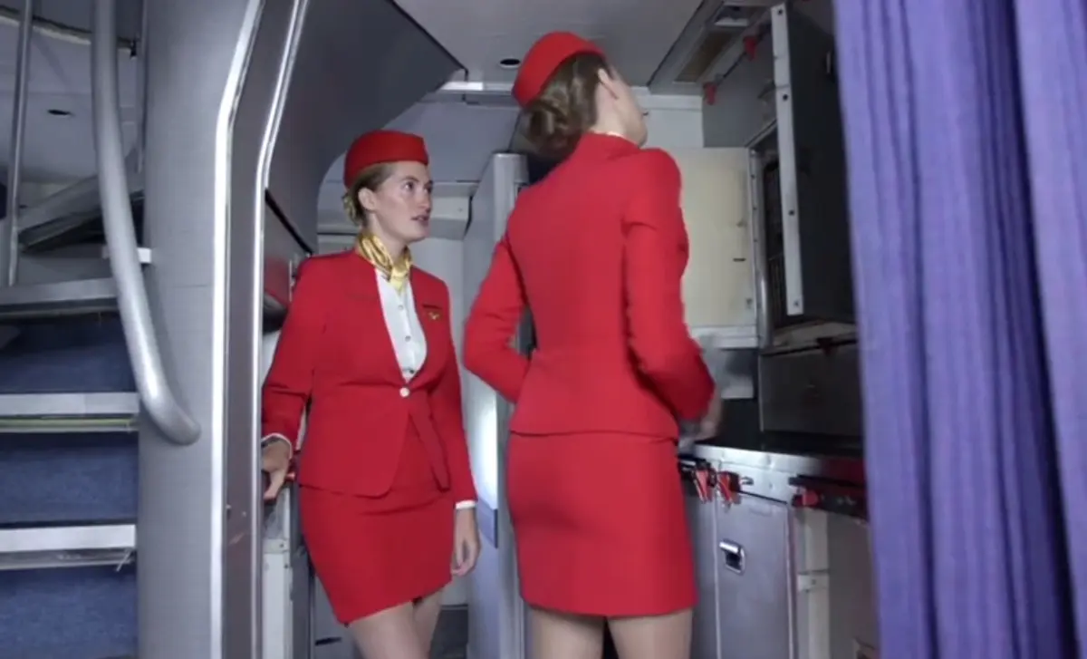 《法国空姐2019(多塞尔航空)》资源下载-电影在线观看全集-法国空姐免费观看高清完整版